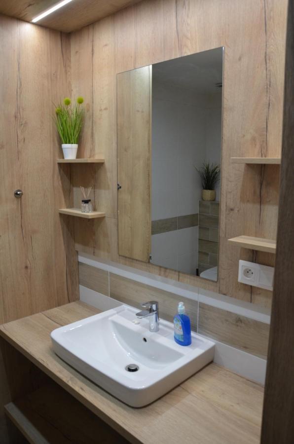 Visit Sauna Klinovec Loučná pod Klínovcem Eksteriør bilde